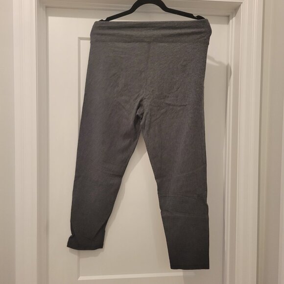 Tommy Hilfiger sport leggings - Picture 2 of 3